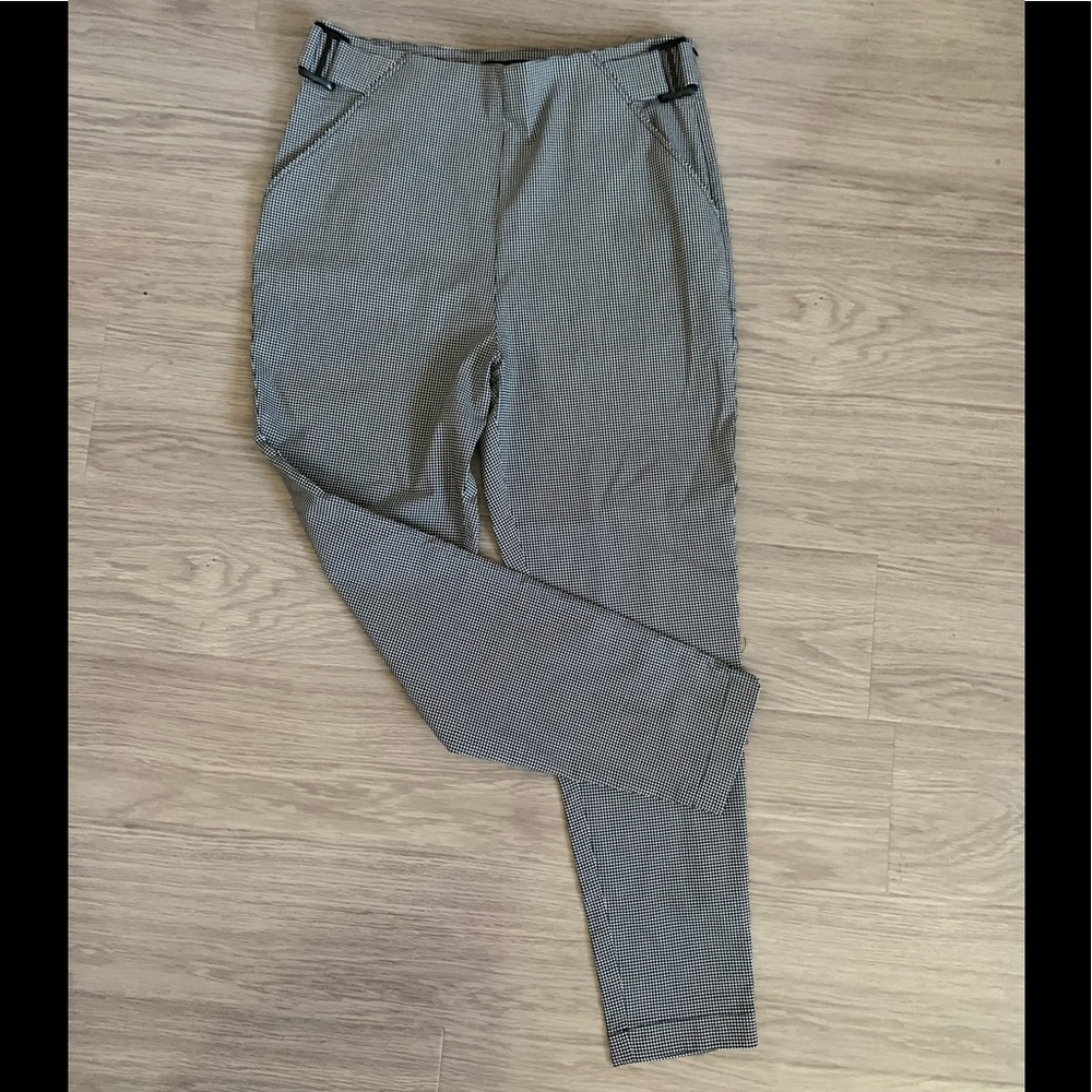 Ankle length plaid pants